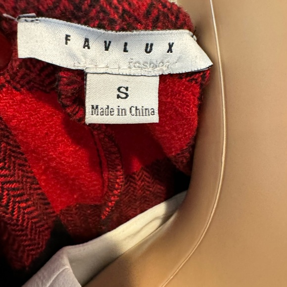 - PTP 19 inches length 23 inches red and black checkered Shacket - Picture 4 of 5